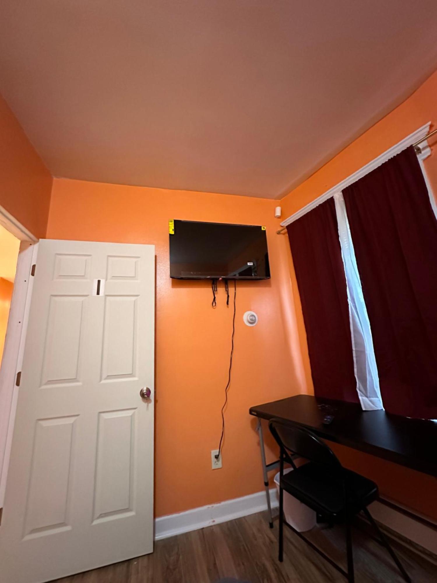 Fidellia Iron Room, Queen Bed Minutes From Newark Liberty International Airport And Newark Penn Station ภายนอก รูปภาพ
